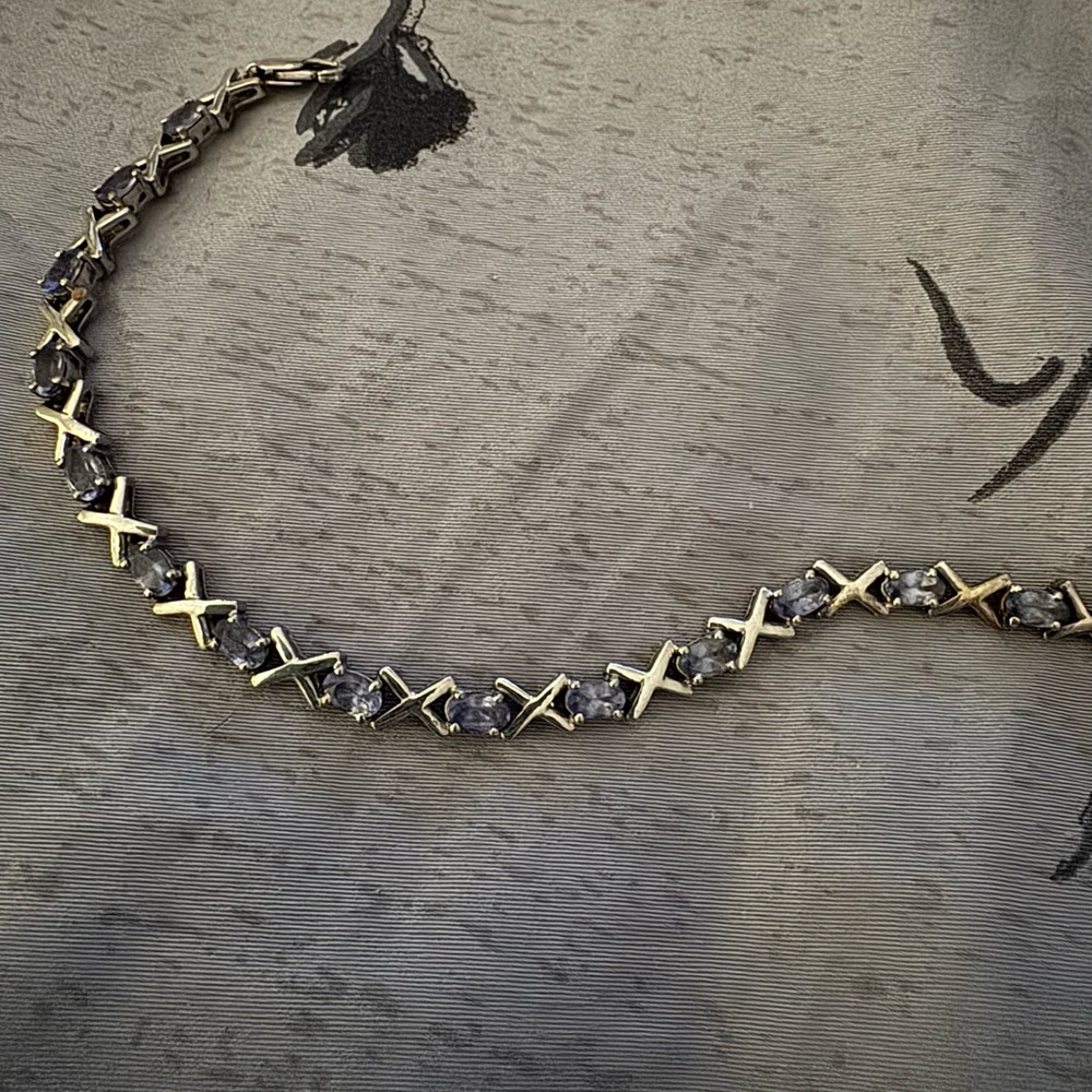 Stunning rare tanzanite Silver Women's tennis Bracelet